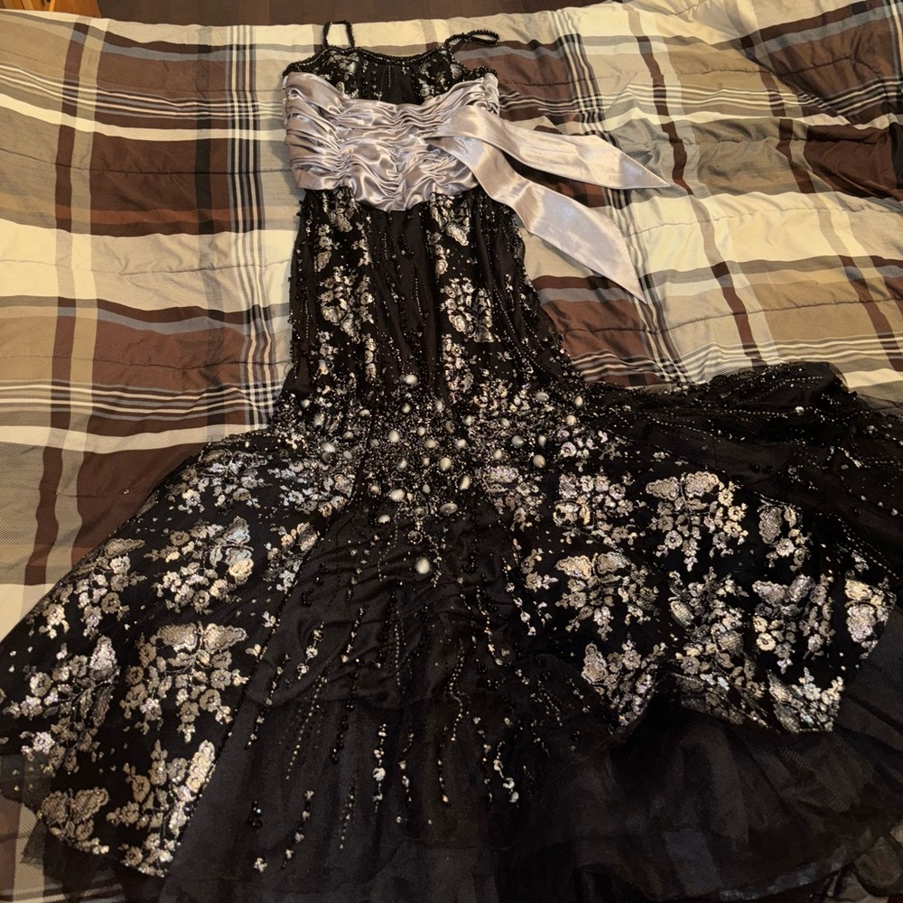 Sherri hill couture mermaid dress, size 14
